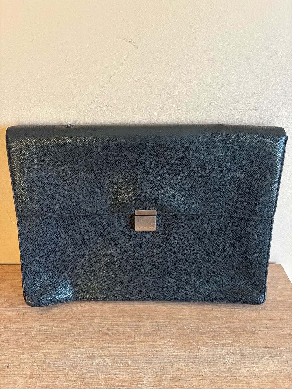 Authentic Louis Vuitton leather briegcase laptop bag